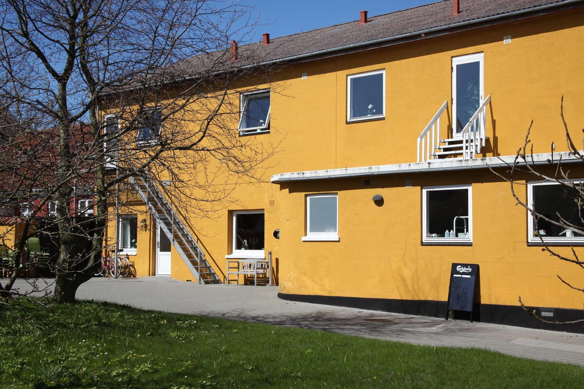 Kanns Hotel Åkirkeby Exteriér fotografie